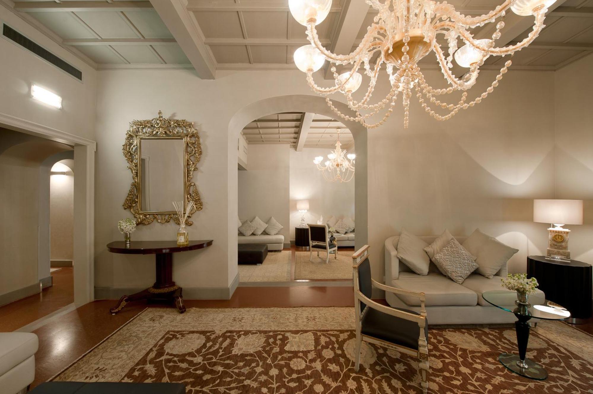 Brunelleschi Hotel Флоренция Интерьер фото